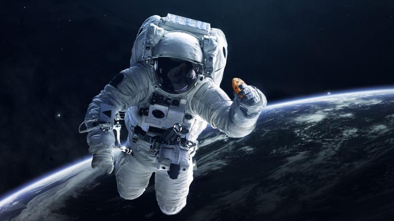 أول مشاركة لرائد فضاء كندي في رحلة للقمر في 2023 محطات