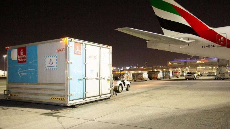 دبي تتسلم شحنة فايزر