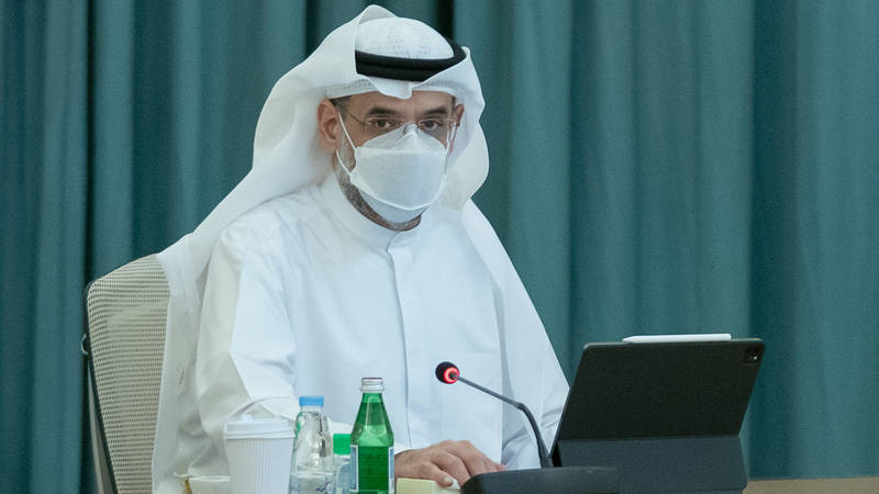 «تنفيذي الشارقة» يبحث تطوير عمل المؤسسات والدوائر