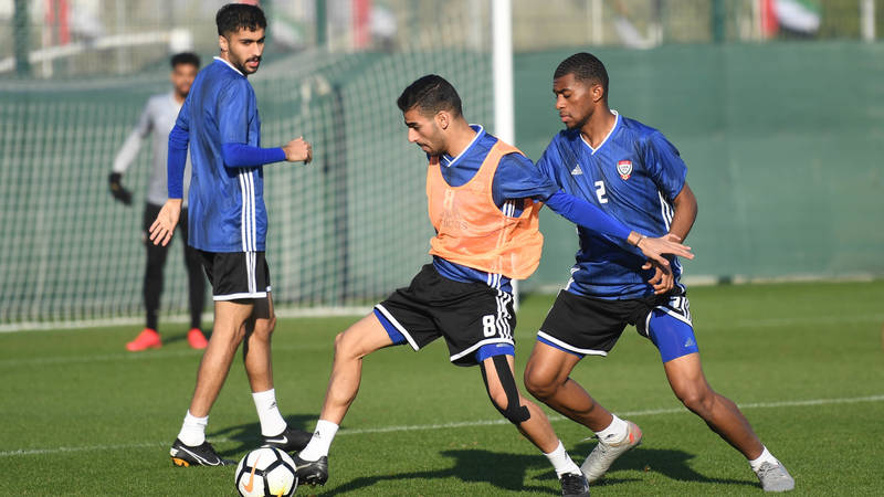 Ù…Ù†ØªØ®Ø¨ Ø§Ù„Ø¥Ù…Ø§Ø±Ø§Øª Ù„ÙƒØ±Ø© Ø§Ù„Ù‚Ø¯Ù… Ù„Ù„Ø´Ø¨Ø§Ø¨ ØµØ­ÙŠÙØ© Ø§Ù„Ø®Ù„ÙŠØ¬