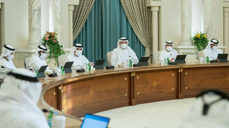 «تنفيذي الشارقة» يؤكد أهمية تفعيل «التقنية» في الاجتماعات