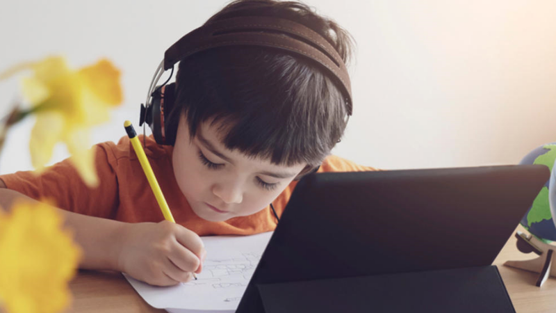 استمرار نظام «التعليم عن بعد» في أبوظبي