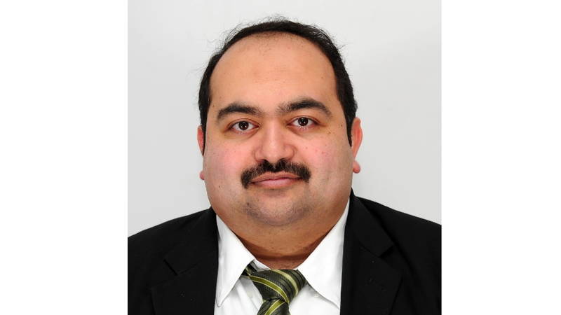 طلبة جامعة أبوظبي يفوزون بمنحة قدمتها «الإمارات للألمنيوم»