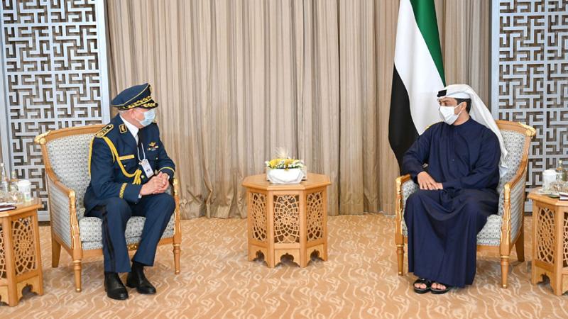 منصور بن زايد 