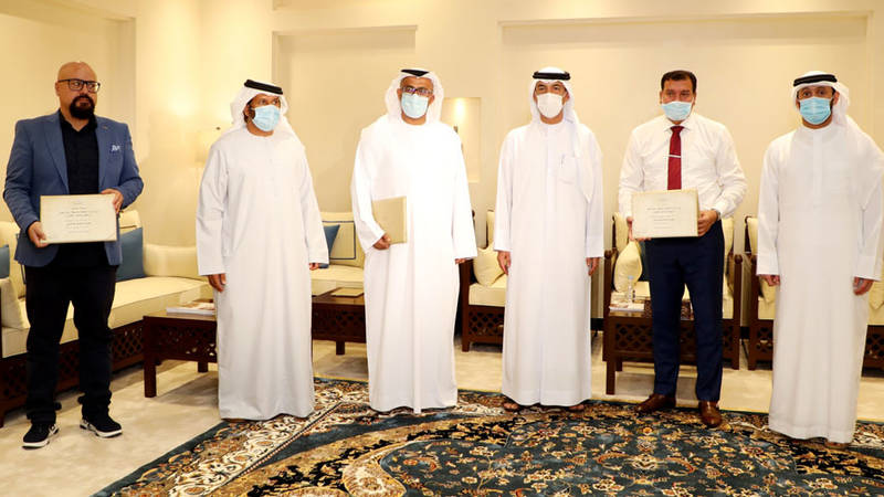 Ù‚ØµØ§Ø¦Ø¯ ØªØ¨ÙˆØ­ Ø¨Ø£Ø´ÙˆØ§Ù‚ Ø§Ù„Ø°Ø§Øª ÙÙŠ Ø¨ÙŠØª Ø§Ù„Ø´Ø¹Ø± ØµØ­ÙŠÙØ© Ø§Ù„Ø®Ù„ÙŠØ¬