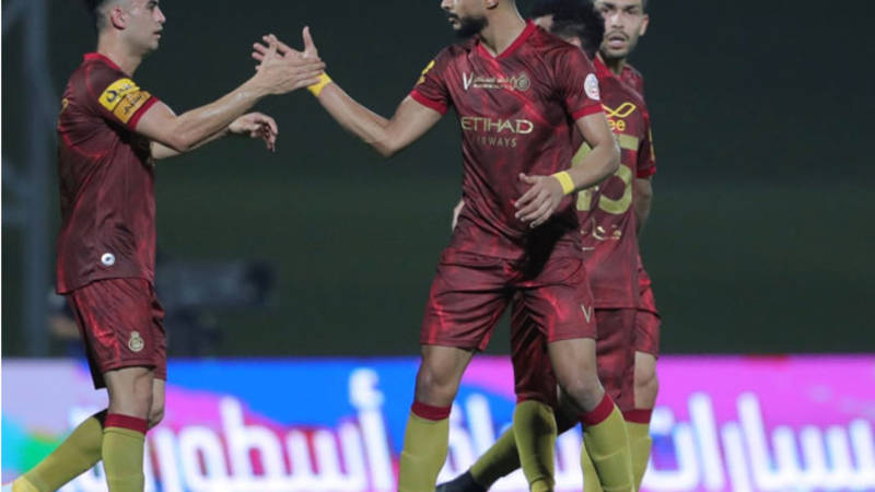 Ø§Ù„Ù†ØµØ± Ø§Ù„Ø³Ø¹ÙˆØ¯ÙŠ Ù‚Ù„Ù‚ Ù…Ù† Ø¥ØµØ§Ø¨Ø© Ù…Ø§Ø±ØªÙŠÙ†ÙŠØ² ØµØ­ÙŠÙØ© Ø§Ù„Ø®Ù„ÙŠØ¬