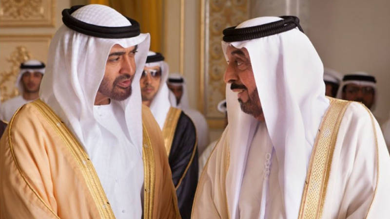 خليفة ومحمد بن زايد يعايدان المواطنين بـ 1.1 مليار | صحيفة الخليج