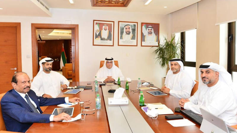 خلال الاجتماع 