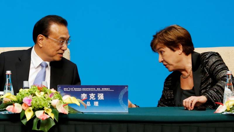 كريستالينا جورجيفا ورئيس الوزراء الصيني لي كه تشيانغ