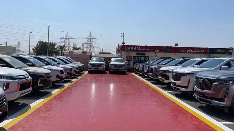 سوق السيارات في الإمارات يمر بمرحلة انتقالية
