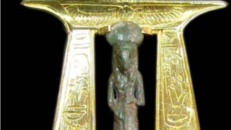 25 قطعة أثرية في معرض متحف مصر