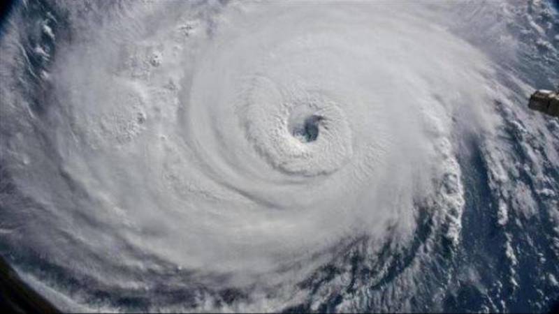 كندا تستعد لـ«عاصفة تاريخية» مع الإعصار فيونا