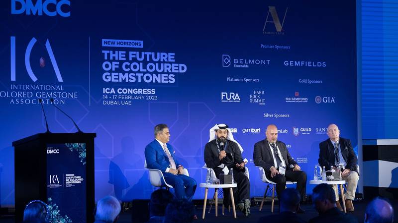 «دبي للسلع المتعددة» يعلن نمو تجارة الماس 17٪ خلال عام 2022