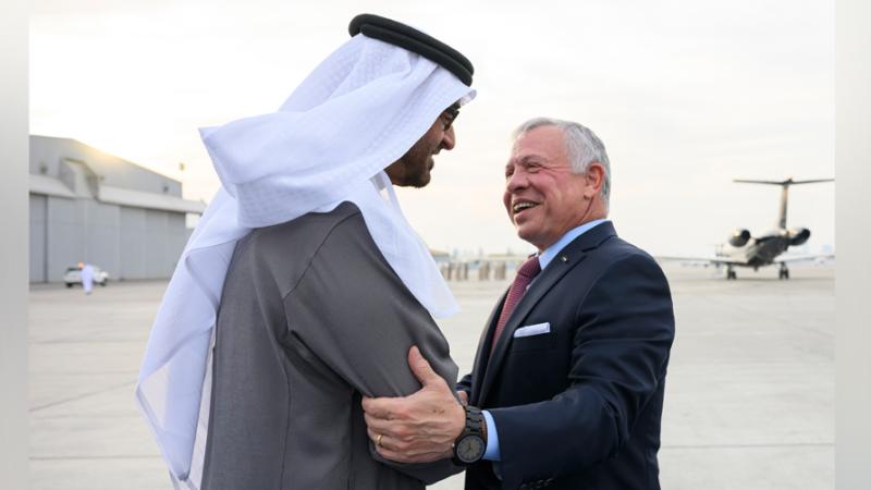 محمد بن زايد يبحث العلاقات الأخوية مع ملك الأردن | صحيفة الخليج