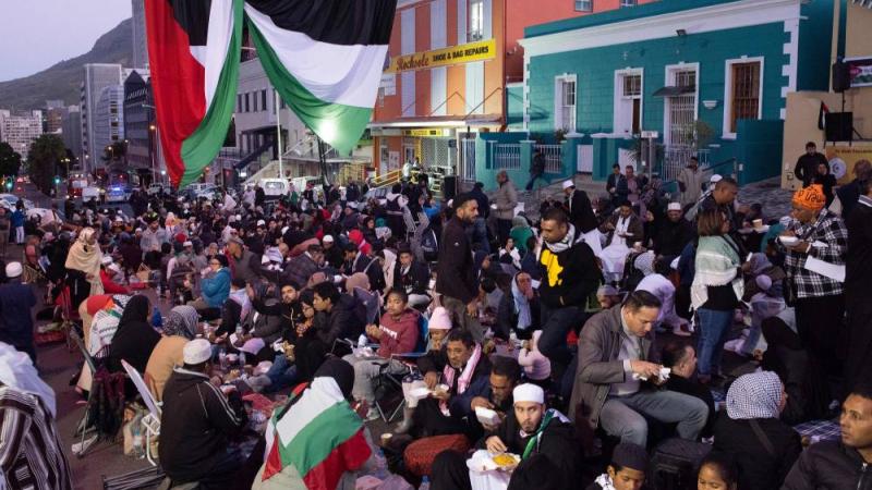 الإفطار قيمة إيمانية واجتماعية | صحيفة الخليج