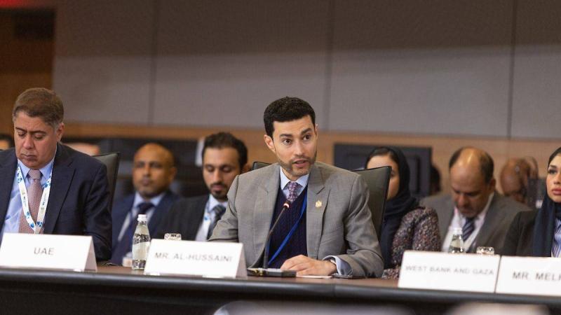 محمد الحسيني خلال الاجتماع