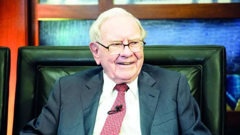 وارين بافيت خلال مقابلة في أوماها (أ.ب)