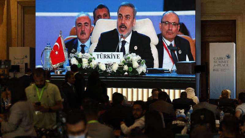 وزير الخارجية التركي خلال كلمته في قمة القاهرة للسلام