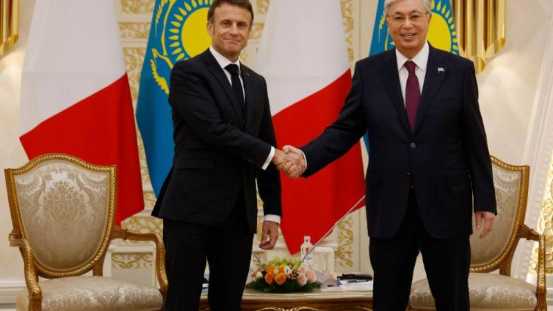 ماكرون لرئيس كازاخستان: نأمل استكمال وتسريع شراكتنا الاستراتيجية
