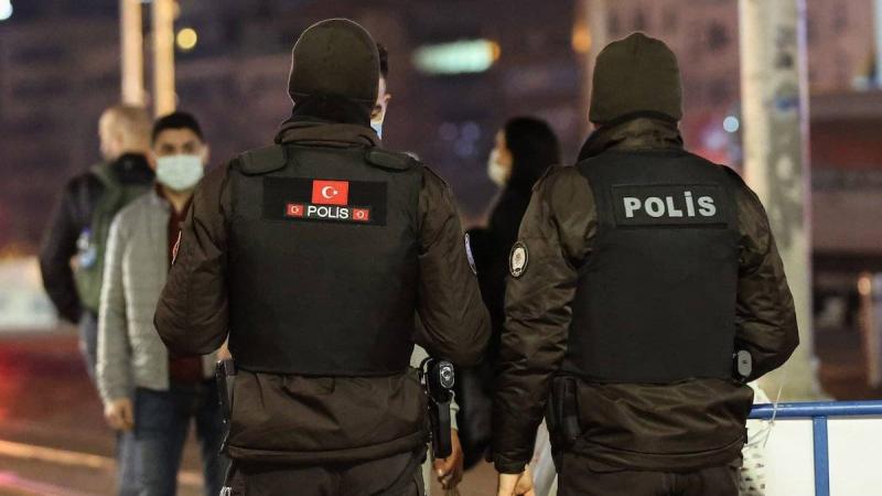 تركيا تعتقل 37 شخصاً للتورط في جرائم دولية منظمة