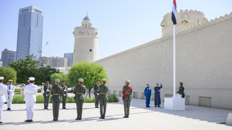 محمد بن زايد