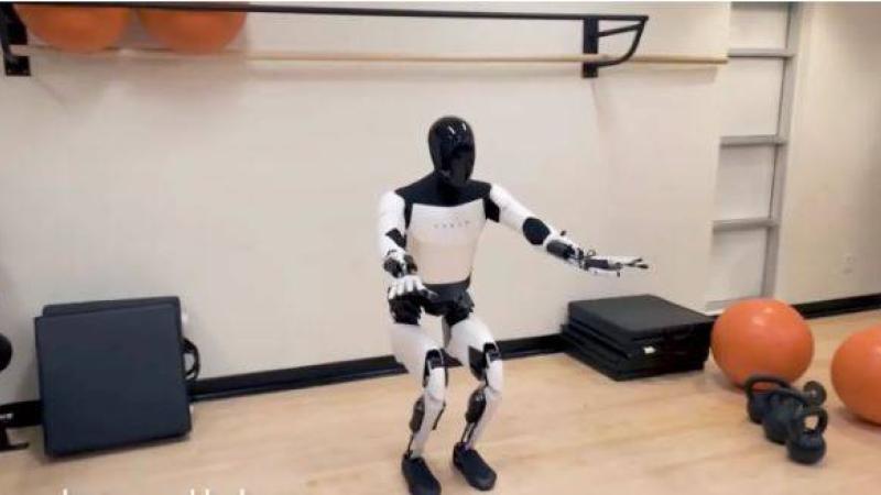 أوبتيموس الروبوت المستقبلي من «تيسلا»