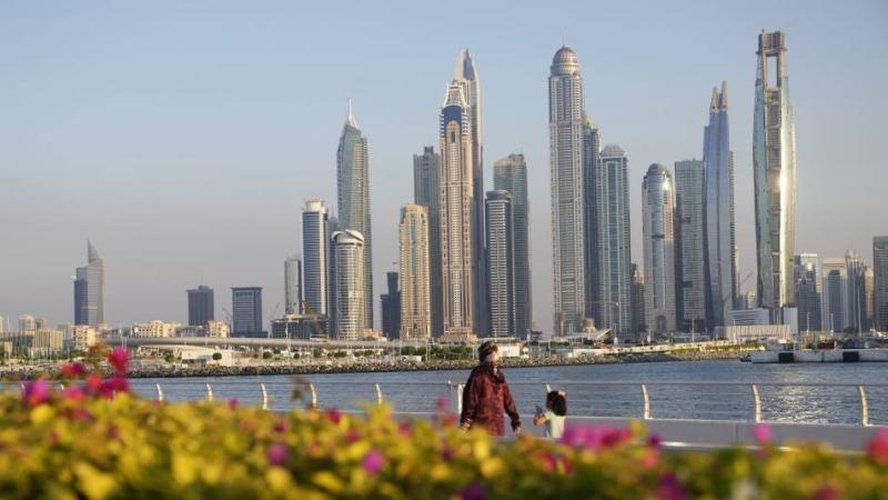 «نايت فرانك»: دبي مدينة عالمية للعيش والعمل والترفيه