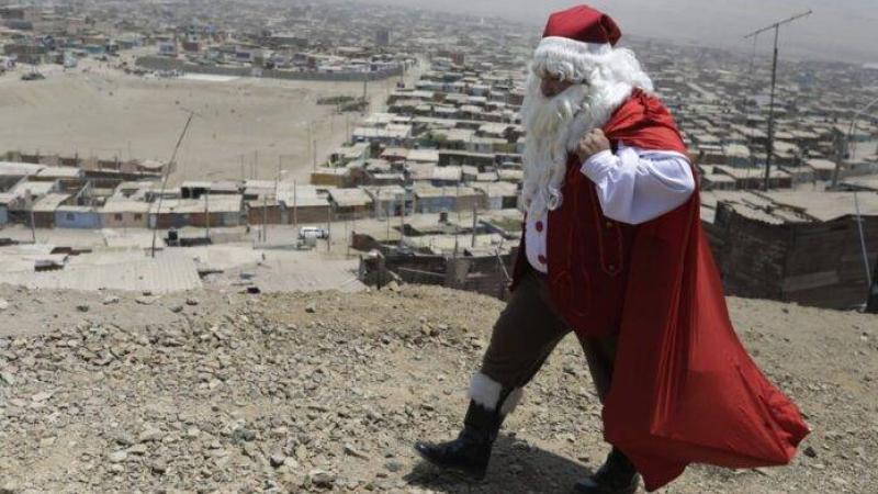 «سانتا كلوز» يضبط «عصابة مخدرات» في البيرو