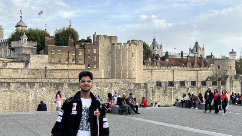 «أمنية» تُسعد قلب سيفان بزيارة لندن