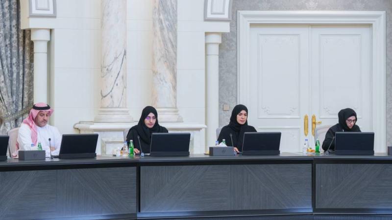 برئاسة ولي العهد.. «التنفيذي» يطلع على إنجازات بلدية الشارقة