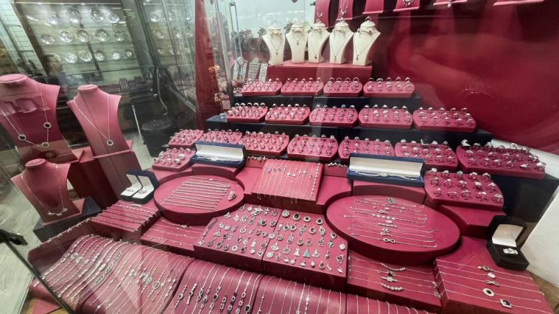 «الشّبْكَة» في مصر تفقد بريقها الأصفر