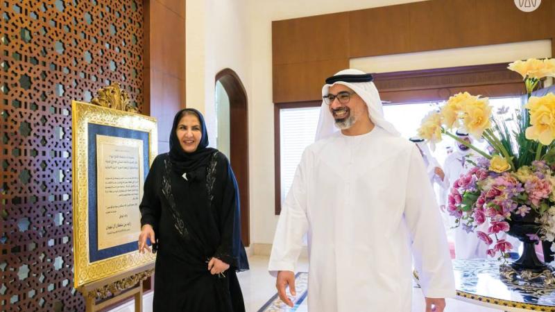 خالد بن محمد بن زايد يزور مقر الاتحاد النسائي العام في أبوظبي