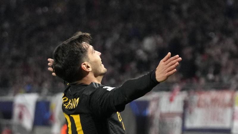 بيلينجهام يعلق على تقليد دياز احتفاليته