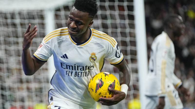 ريال مدريد في ضيافة فالنسيا..ورحلة باسكية شاقة لبرشلونة