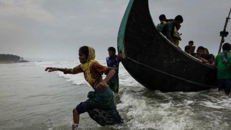 70 من الروهينجا بين قتيل ومفقود بعد غرق قارب قبالة إندونيسيا