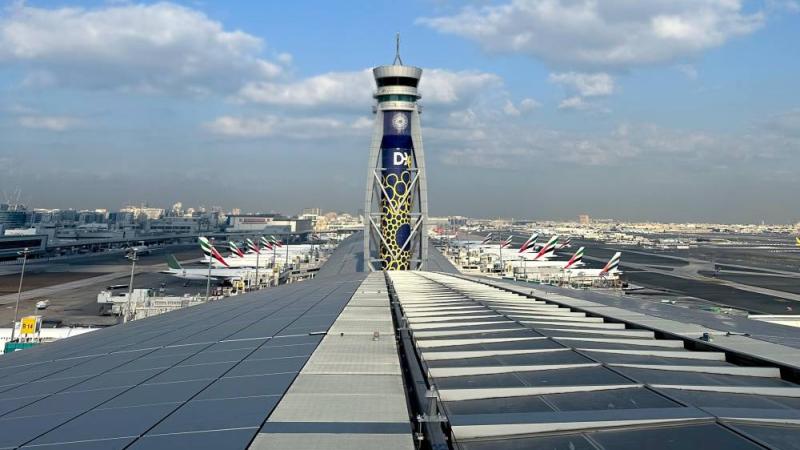 مطارات دبي تدعو المسافرين لعدم التوجه إلى المطار إلا للضرورة