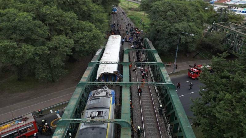 57 جريحاً جراء اصطدام قطارين في بوينس آيرس