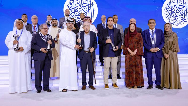 بحضور منصور بن محمد.. إعلان الفائزين بـ «جائزة الإعلام العربي»