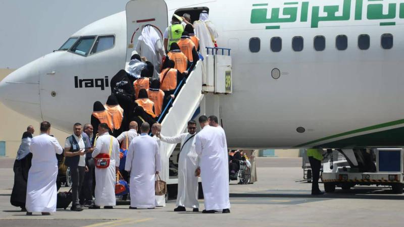 طائرة في مطار بغداد الدولي