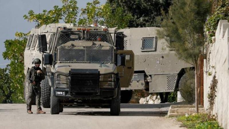 إسرائيل تعتقل 20 فلسطينياً بالضفة الغربية