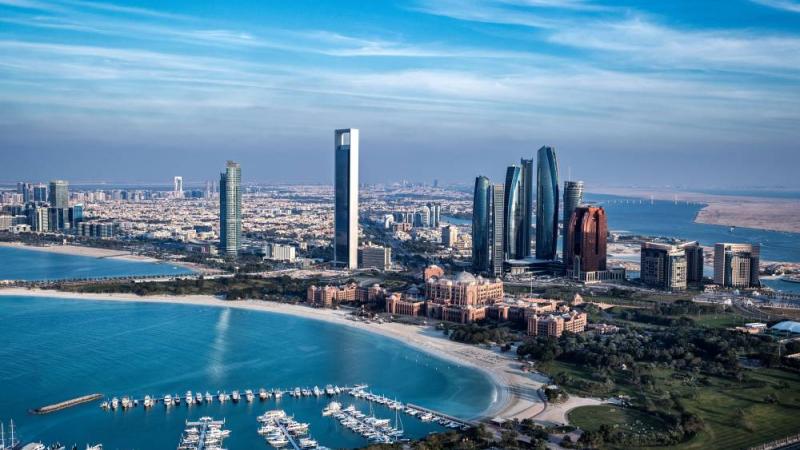 «فيتش» تؤكد تصنيف دولة الإمارات عند (–AA) مع نظرة مستقبلية مستقرة