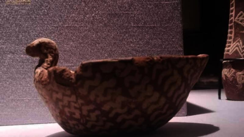 أوانٍ من الفخار النادر في المتحف المصري