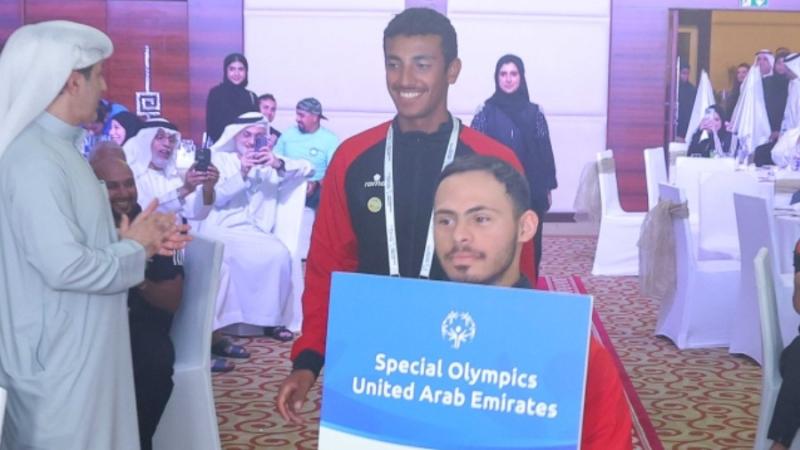   من مشاركة رياضيي الإمارات في الافتتاح
