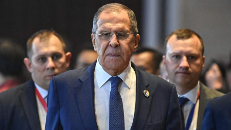 روسيا تندد بالتحركات الأمريكية «المدمرة» في جنوب شرق آسيا