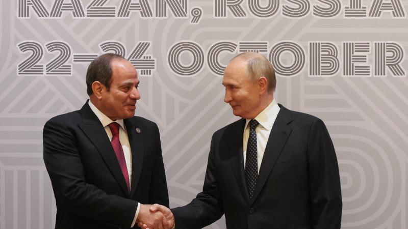 بوتين والسيسي على هامش قمة بريكس في قازان