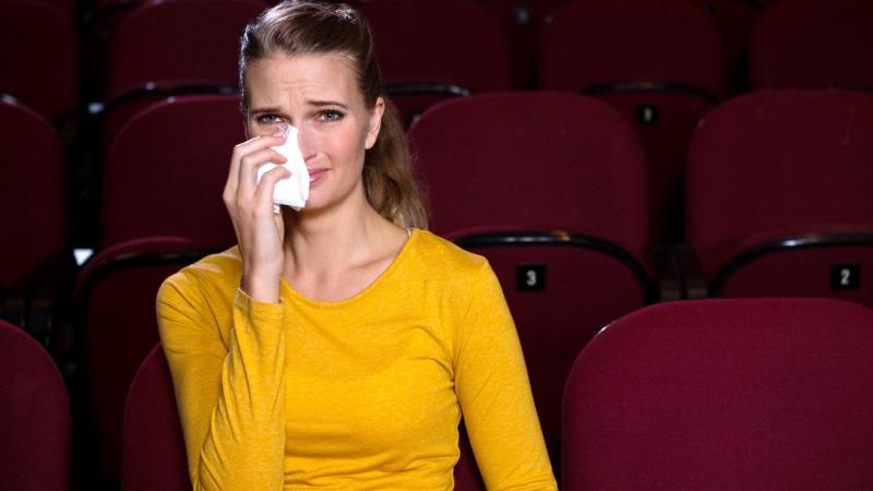 البكاء أثناء مشاهدة الأفلام يهدد بالوفاة المبكرة