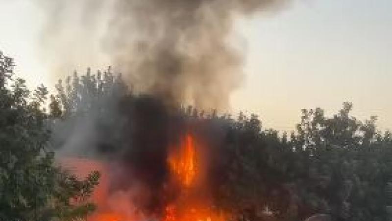 اندلاع حريق في بيت شيمش قرب القدس جراء شظايا صواريخ
