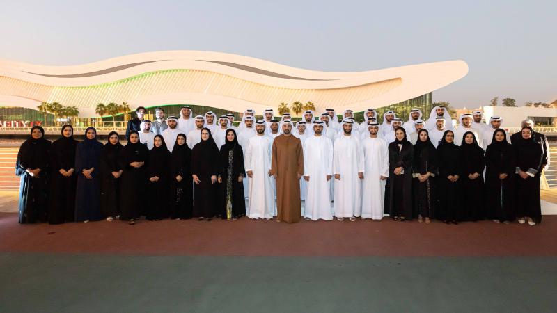 زايد بن سلطان بن خليفة والخريجون