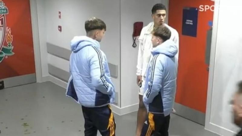   بيلينغهام ينتظر برفقة اثنين من واعدي الريال