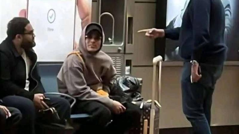 أشرف بن شرقي لحظة وصوله إلى مطار القاهرة " صورة متداولة"